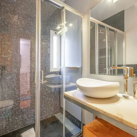 Guestready - Artsy Delight Near Parque Nacoes Apartment *